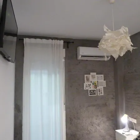 Pequeno Con Mini Piscina - No Climatizada