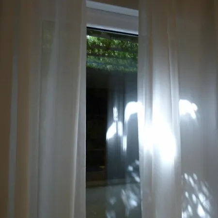 Pequeno Con Mini Piscina - No Climatizada 公寓 *