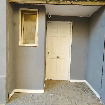 公寓 Pequeno Con Mini Piscina - No Climatizada