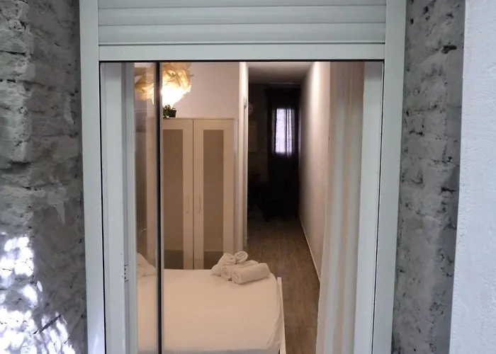 Appartement Pequeno Con Mini Piscina - No Climatizada Valence