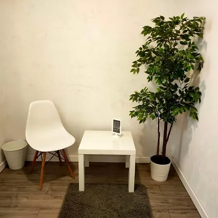 Pequeno Con Mini Piscina - No Climatizada * Valencia